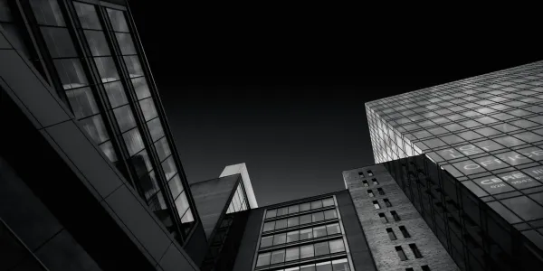 Cover image for Investor’s Checklist: what to check before buying real estate tokens_tokenizer_blog